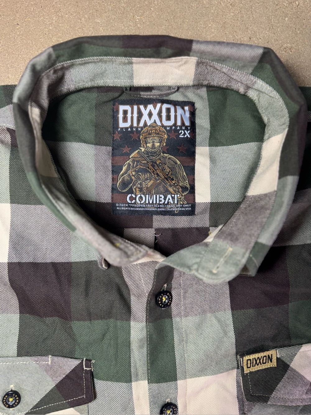 DIXXON FLANNEL ‘COMBAT’ - Men's 2XL Buffalo Check Plaid Button Down Shirt - Picture 2 of 8